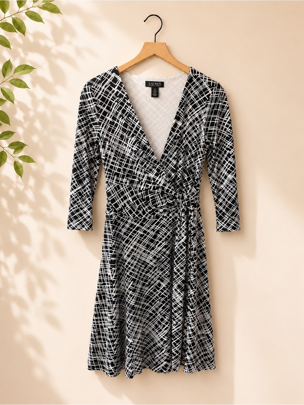 White House Black Market Black & White Geometric Faux Wrap Dress | Size 6